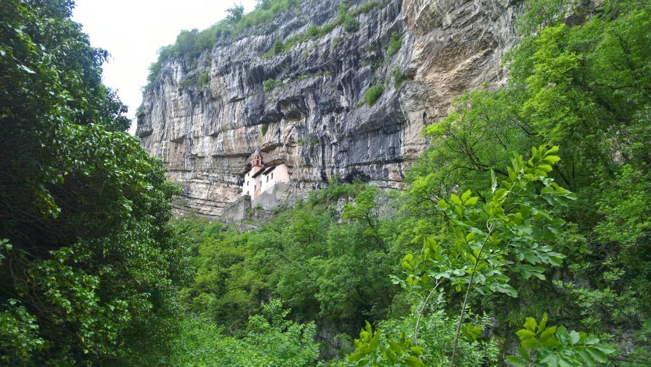 Appartamenti Camere Masi Brenta Роверето Экстерьер фото